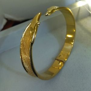 Monet Hinged Bangle